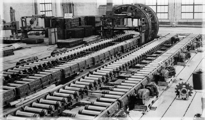1969 г. Произведены первые механизированные линии ЛН218 и ЛН240 для изготовления крупных литейных форм.
